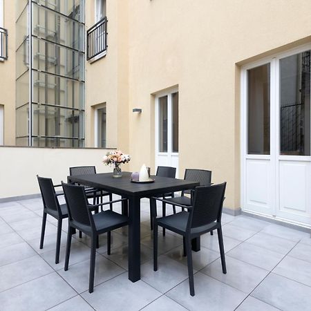 Kinsky Garden Apartments And Suites By Dwellfort Prag Exterior foto