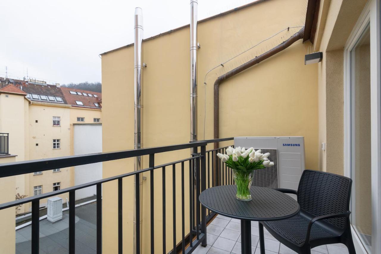 Kinsky Garden Apartments And Suites Prag Exterior foto