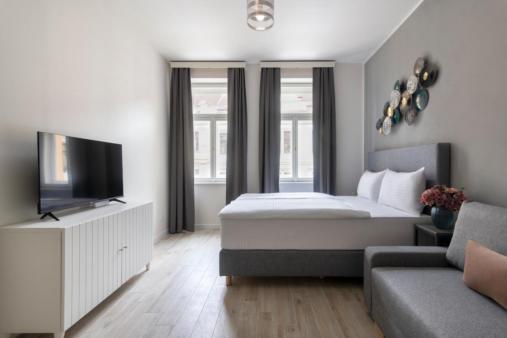Kinsky Garden Apartments And Suites By Dwellfort Prag Exterior foto