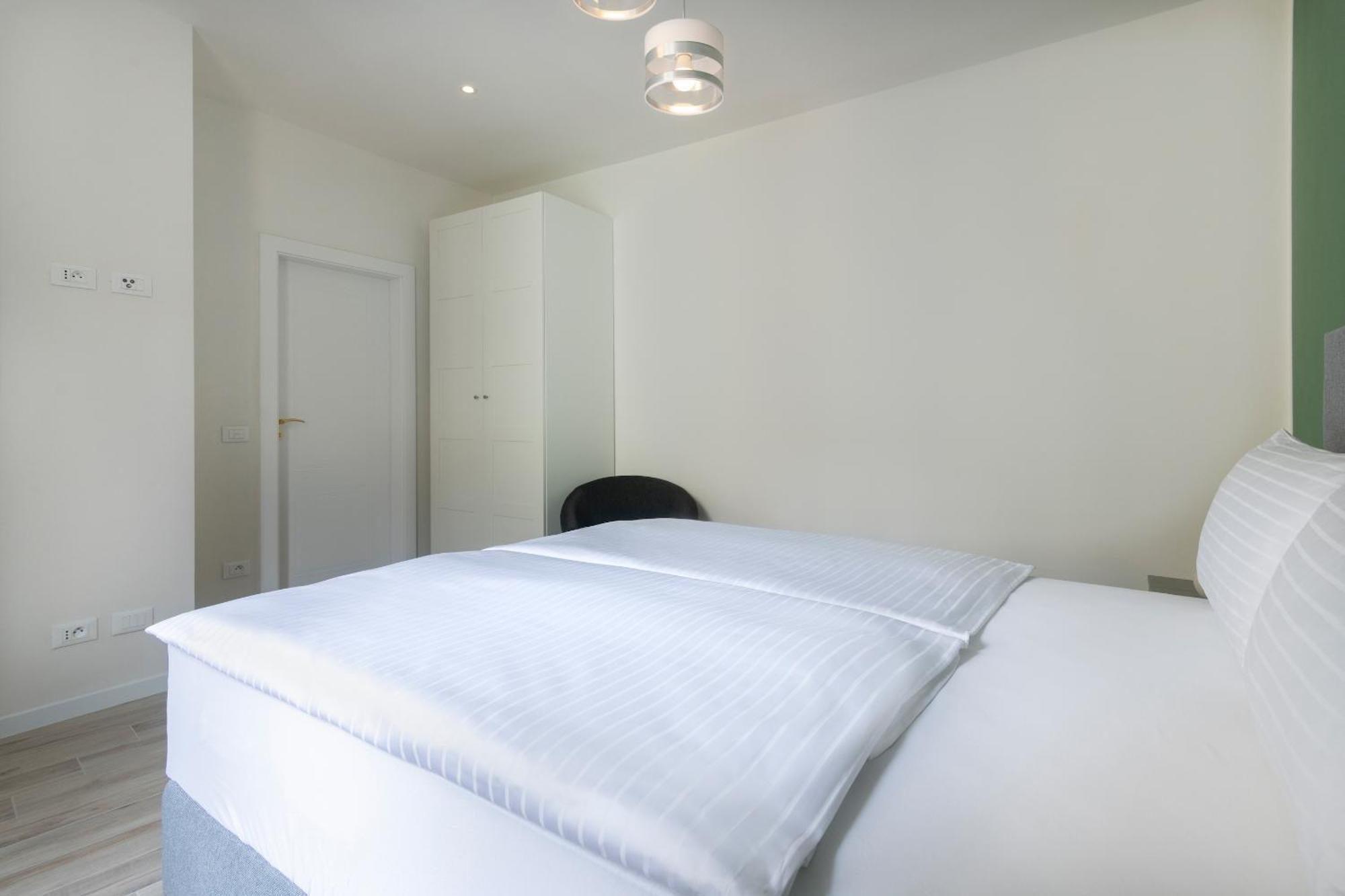 Kinsky Garden Apartments And Suites By Dwellfort Prag Zimmer foto